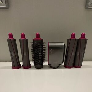Dyson Styling Attachments in Gray and Pink